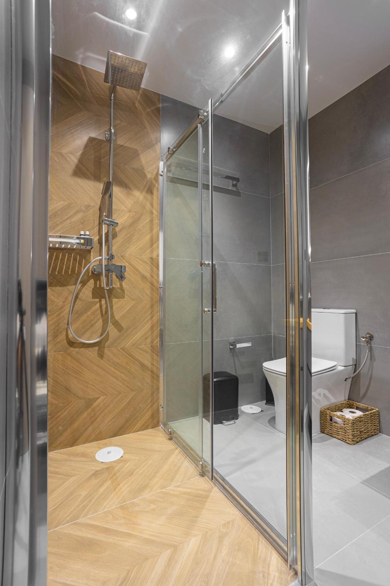 Luxury Apartment By The Sea- Euripus Strait Karababás Eksteriør billede